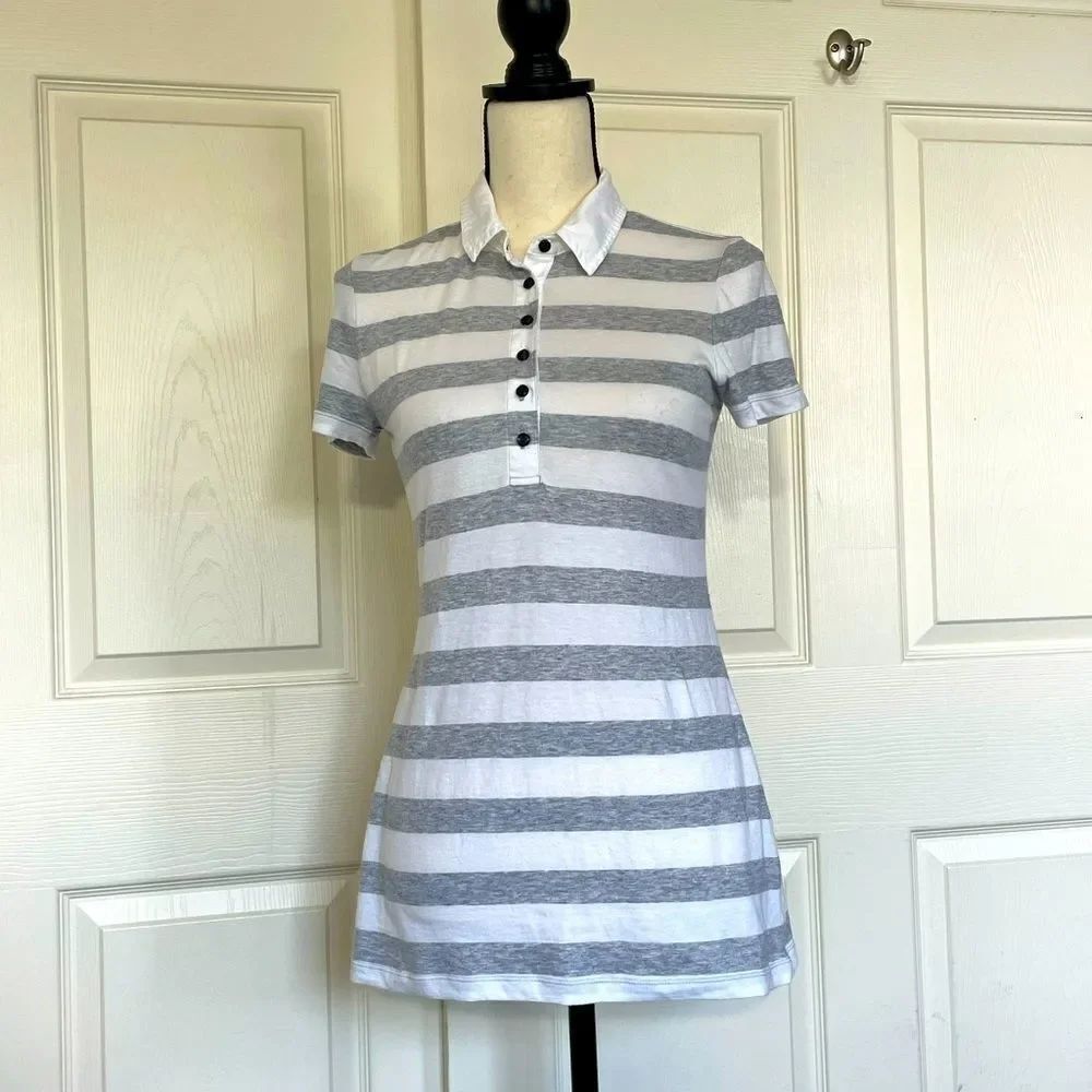 Gap Striped Lightweight Gray Polo Shirt, Medium